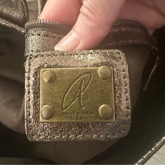 Anat Marin Metallic Leather Handbag - Picture 5 of 7